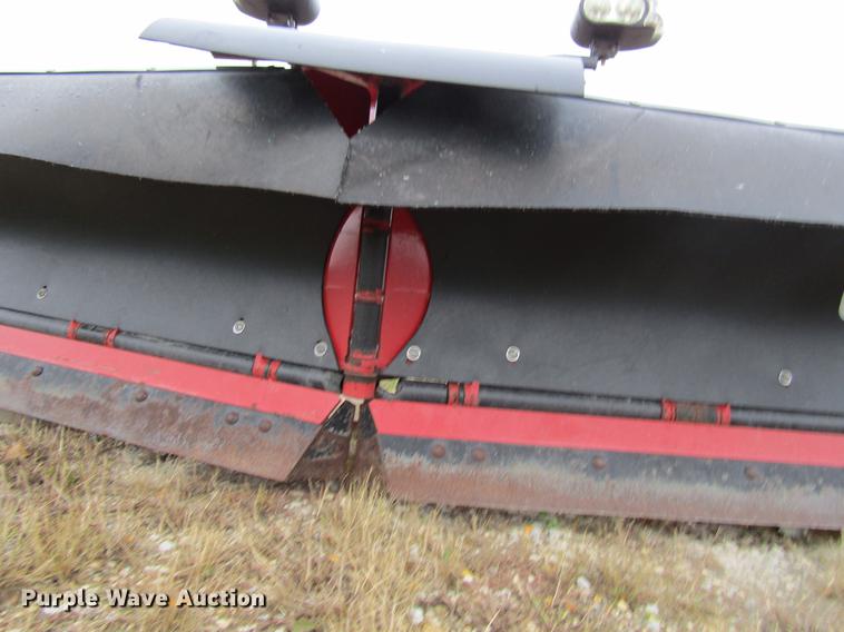 image for item DF3868 2011 Hiniker 9950 V snow plow