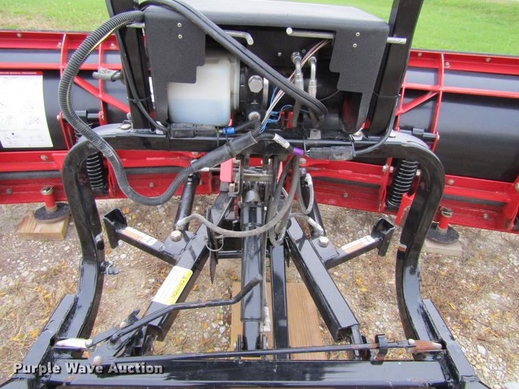 image for item DF3868 2011 Hiniker 9950 V snow plow