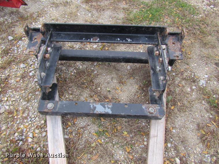 image for item DF3868 2011 Hiniker 9950 V snow plow