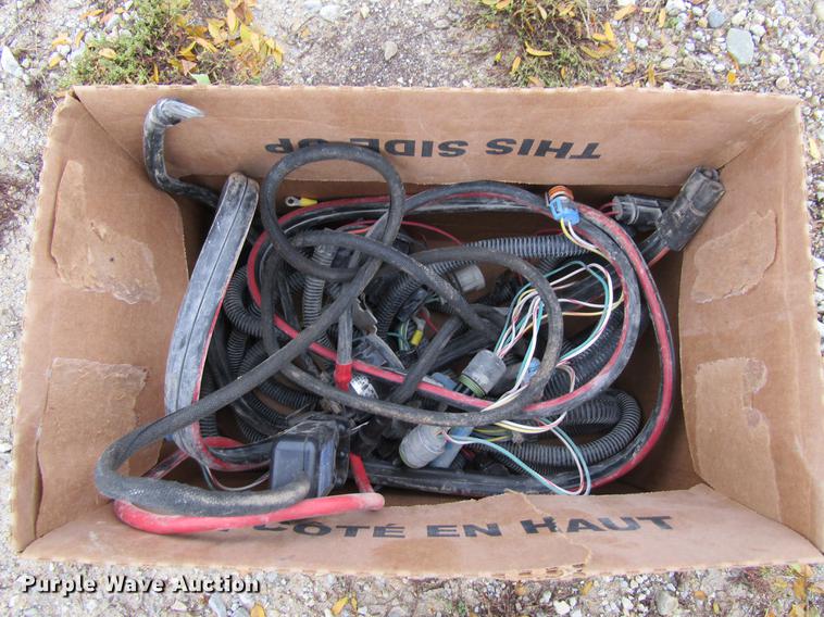 image for item DF3868 2011 Hiniker 9950 V snow plow