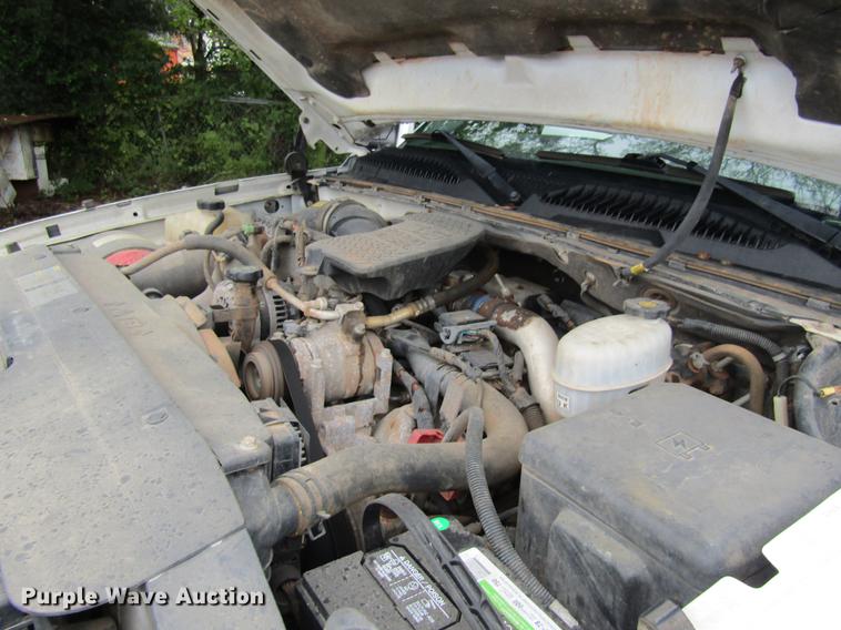 image for item DW9282 2006 Chevrolet Silverado 2500HD Crew Cab pickup truck