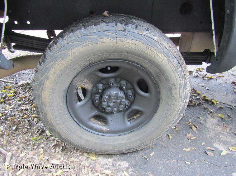 image for item DW9282 2006 Chevrolet Silverado 2500HD Crew Cab pickup truck