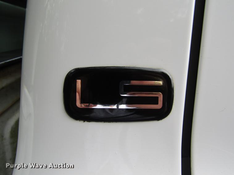 image for item DW9282 2006 Chevrolet Silverado 2500HD Crew Cab pickup truck