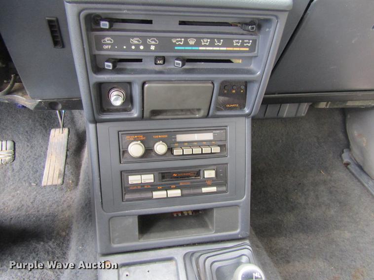 image for item DW9284 1987 Dodge Raider SUV