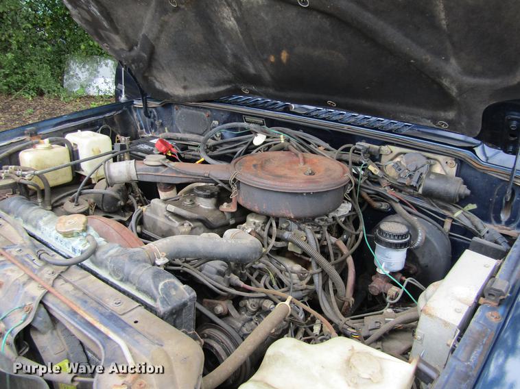 image for item DW9284 1987 Dodge Raider SUV