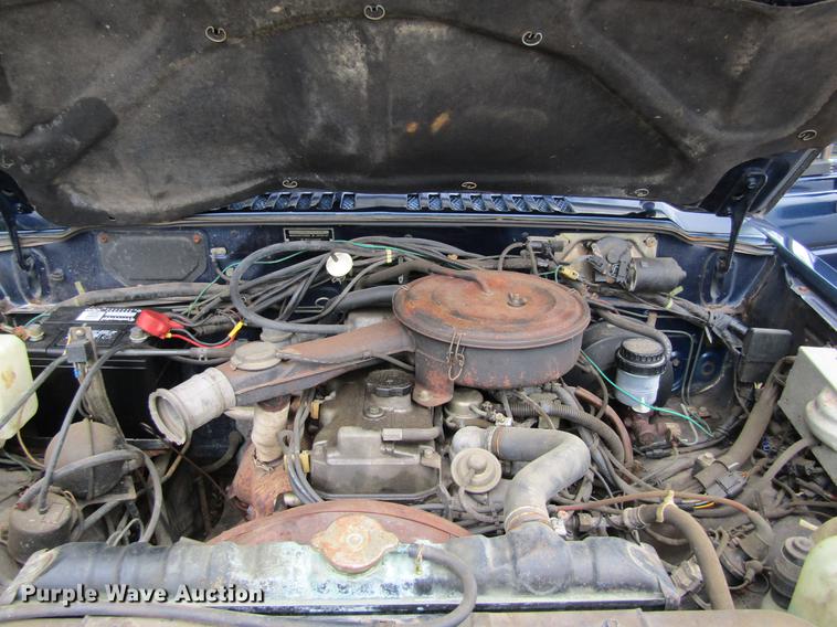 image for item DW9284 1987 Dodge Raider SUV