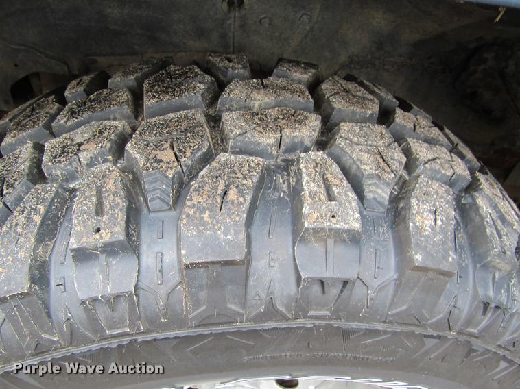 image for item DW9284 1987 Dodge Raider SUV