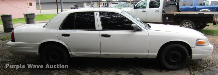 image for item DW9285 2009 Ford Crown Victoria Police Interceptor
