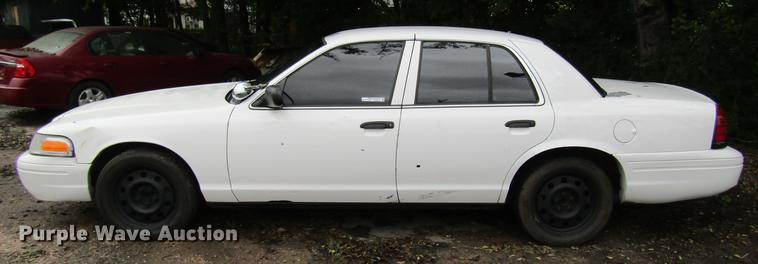 image for item DW9285 2009 Ford Crown Victoria Police Interceptor
