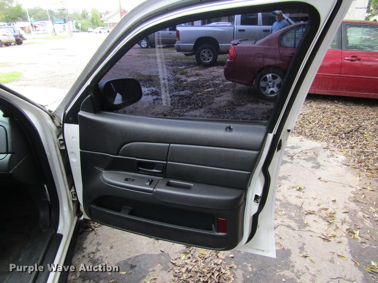 image for item DW9285 2009 Ford Crown Victoria Police Interceptor