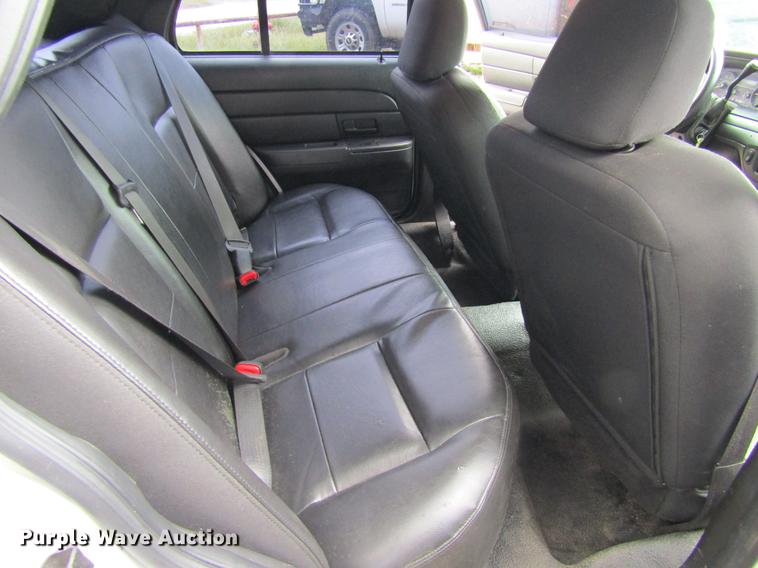 image for item DW9285 2009 Ford Crown Victoria Police Interceptor