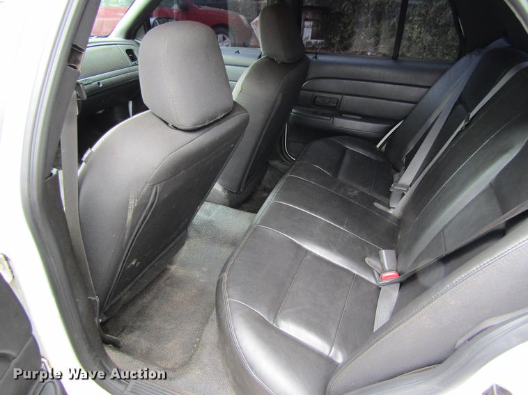 image for item DW9285 2009 Ford Crown Victoria Police Interceptor