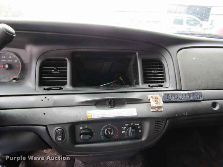 image for item DW9285 2009 Ford Crown Victoria Police Interceptor
