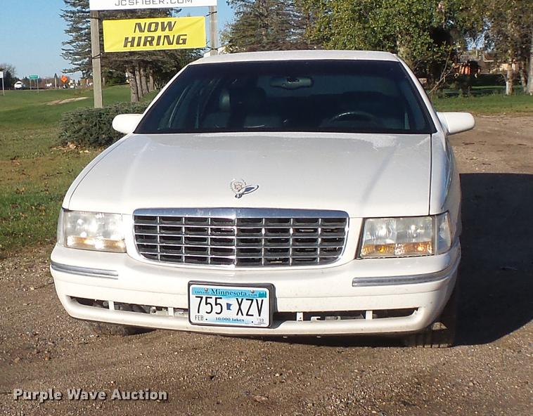 image for item DX9516 1998 Cadillac Krystal Koach limousine