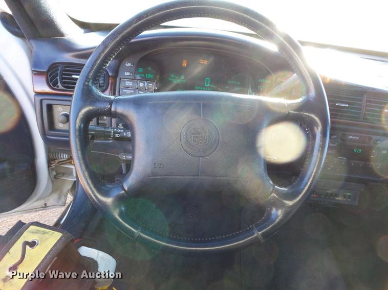 image for item DX9516 1998 Cadillac Krystal Koach limousine