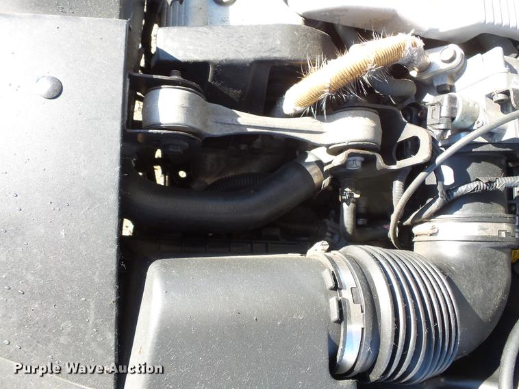 image for item DX9516 1998 Cadillac Krystal Koach limousine