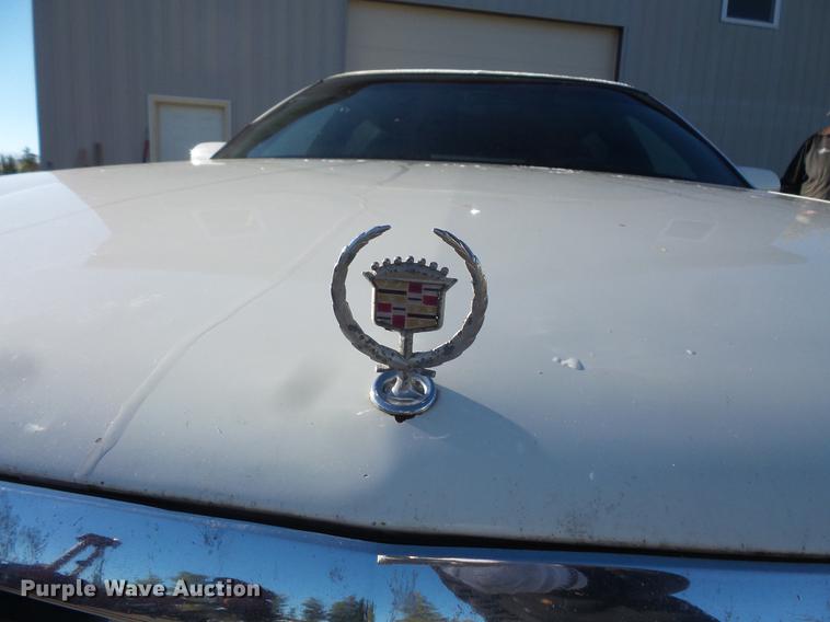 image for item DX9516 1998 Cadillac Krystal Koach limousine