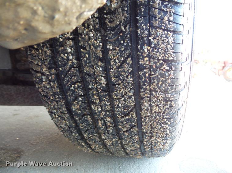 image for item DX9516 1998 Cadillac Krystal Koach limousine