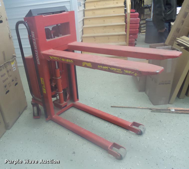 image for item DX9522 Interthor forklift
