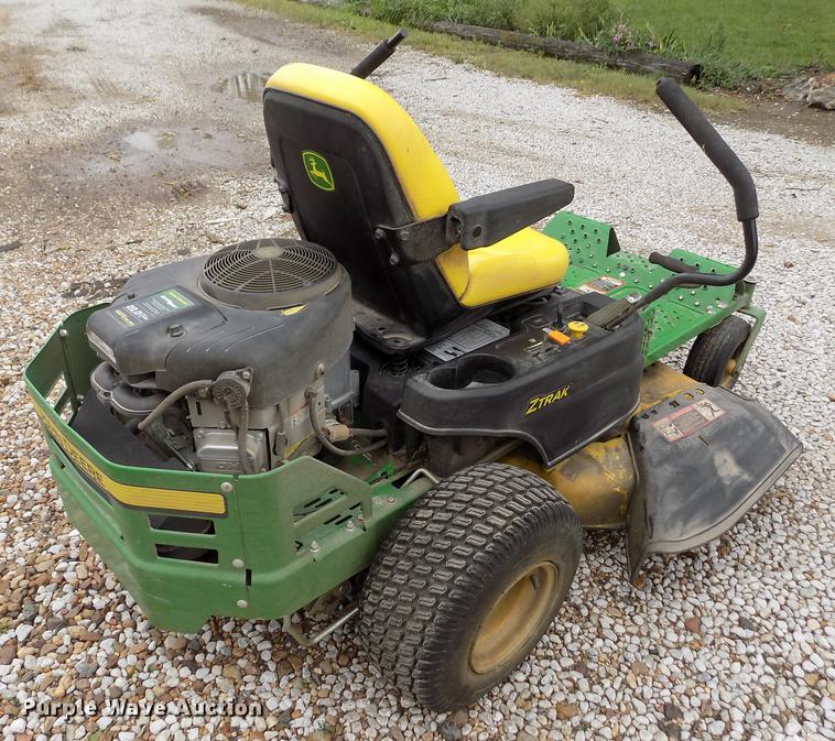 image for item DY9076 John Deere ZTrak Z345M lawn mower