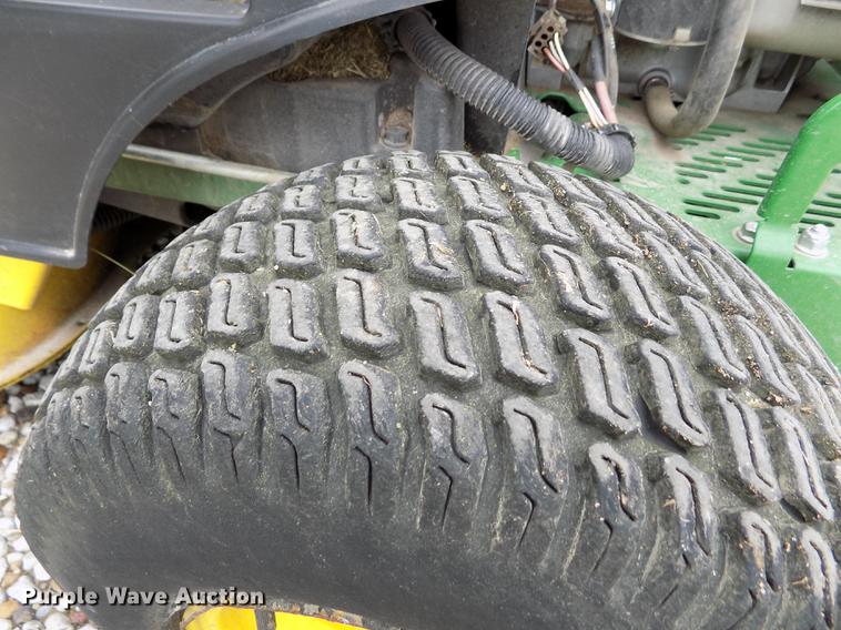 image for item DY9076 John Deere ZTrak Z345M lawn mower