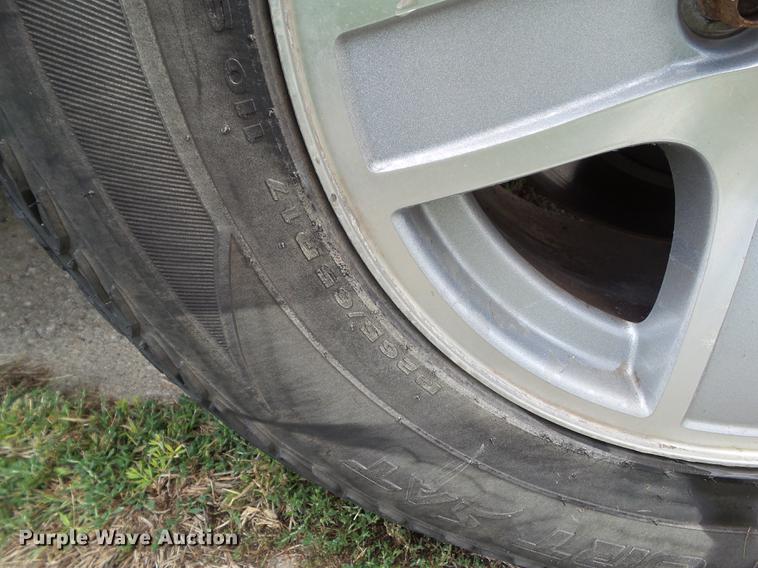 image for item DZ9431 2004 Dodge Durango SLT SUV