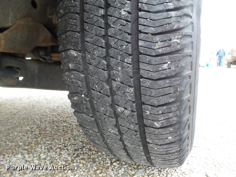 image for item DZ9453 2004 Ford Ranger SuperCab pickup truck