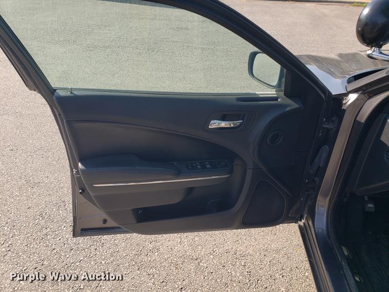 image for item EF9874 2014 Dodge Charger Police