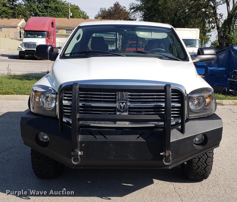 image for item EF9876 2006 Dodge Ram 1500 Quad Cab pickup truck