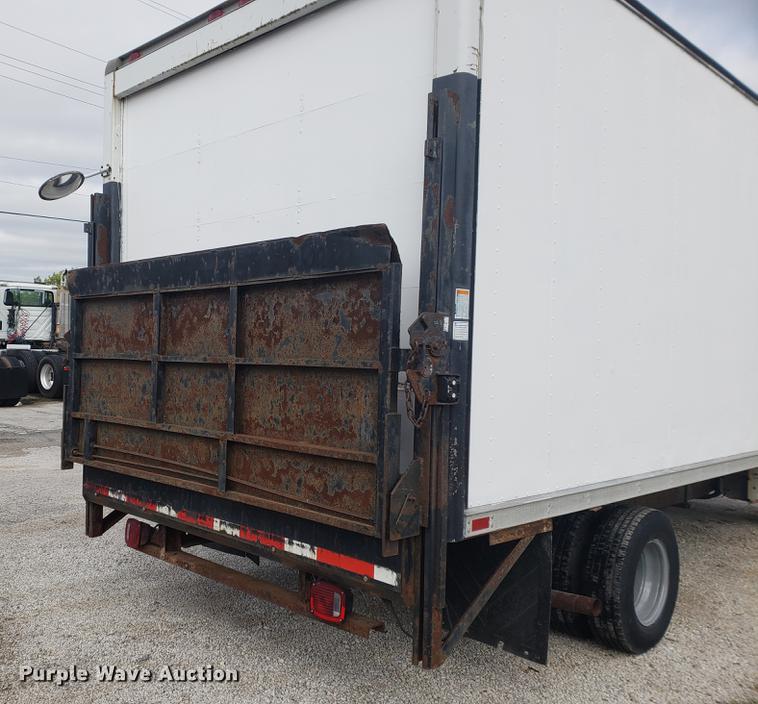 image for item EF9924 2000 Ford Econoline E350 Super Duty box truck