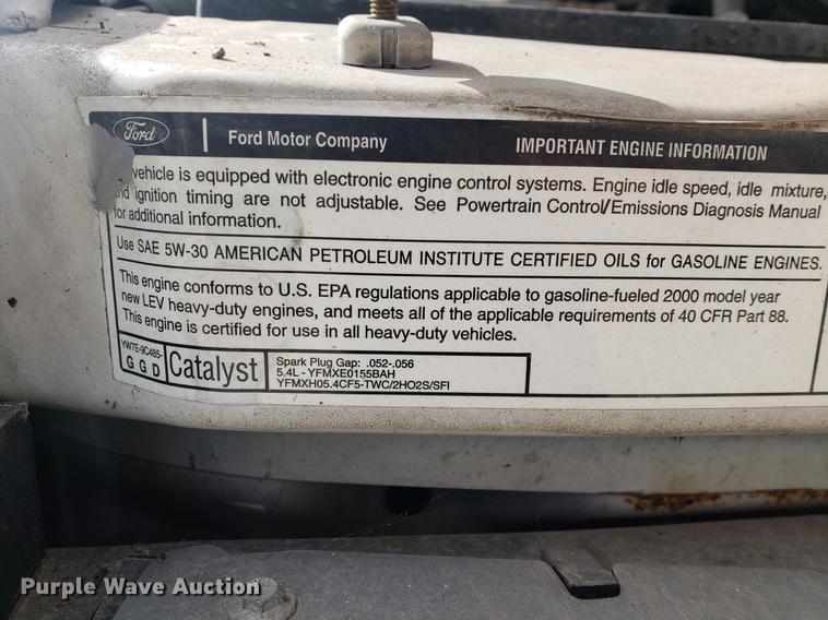 image for item EF9924 2000 Ford Econoline E350 Super Duty box truck