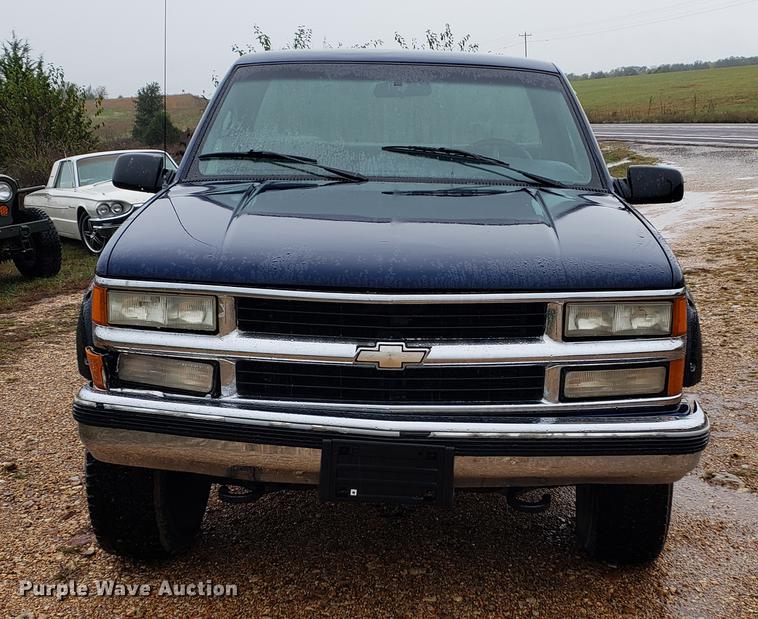 image for item EF9927 1995 Chevrolet 1500 pickup truck