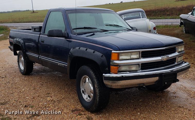 image for item EF9927 1995 Chevrolet 1500 pickup truck