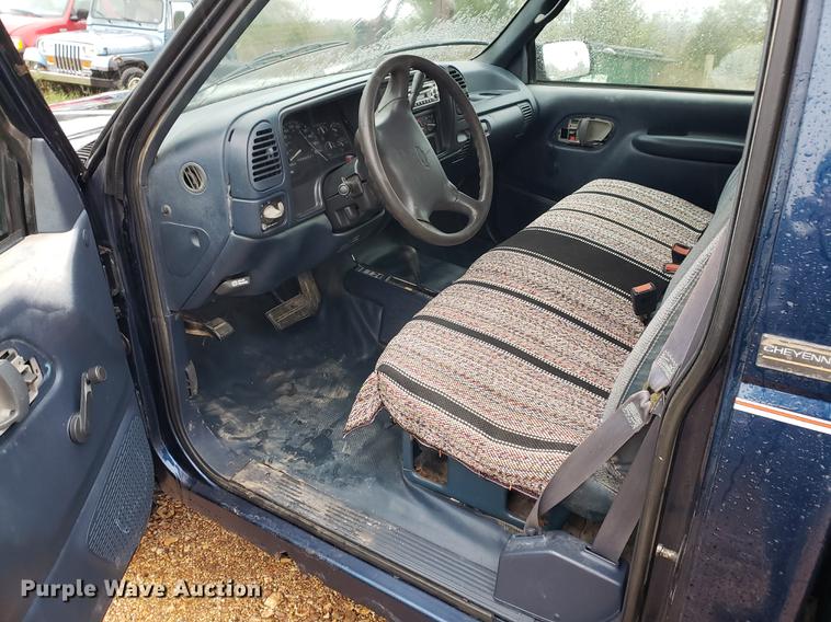 image for item EF9927 1995 Chevrolet 1500 pickup truck