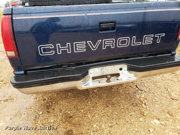 image for item EF9927 1995 Chevrolet 1500 pickup truck