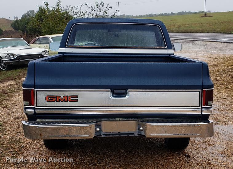 image for item EF9928 1984 GMC C1500 pickup truck