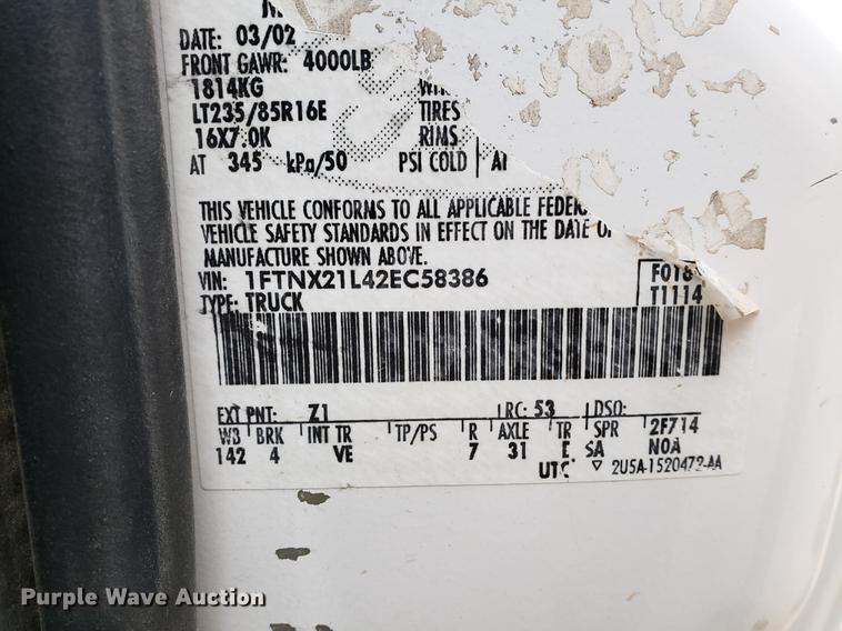 image for item EF9933 2002 Ford F250 Super Duty SuperCab pickup truck