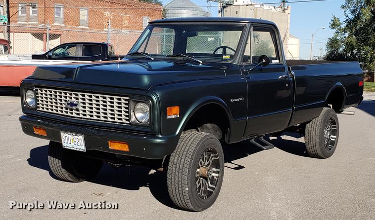 image for item EF9953 1972 Chevrolet K10 pickup truck
