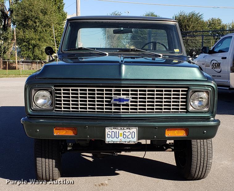 image for item EF9953 1972 Chevrolet K10 pickup truck