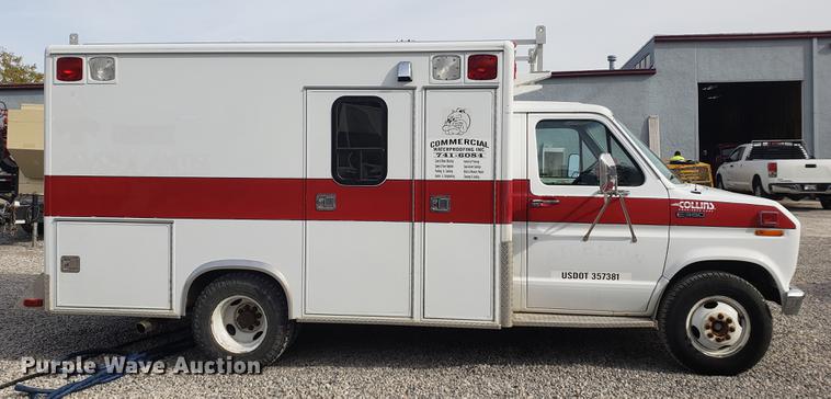 image for item EF9954 1991 Ford Econoline E350 ambulance
