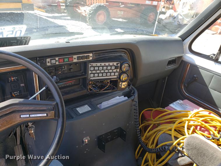 image for item EF9954 1991 Ford Econoline E350 ambulance