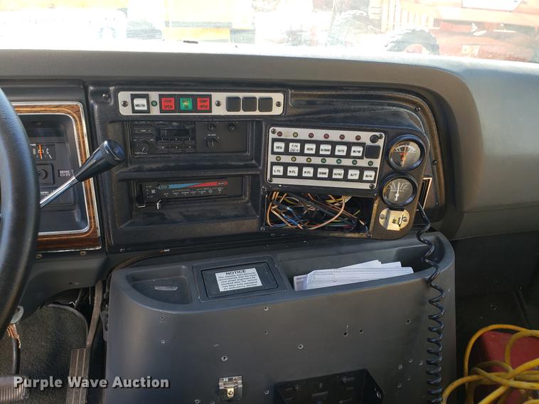 image for item EF9954 1991 Ford Econoline E350 ambulance