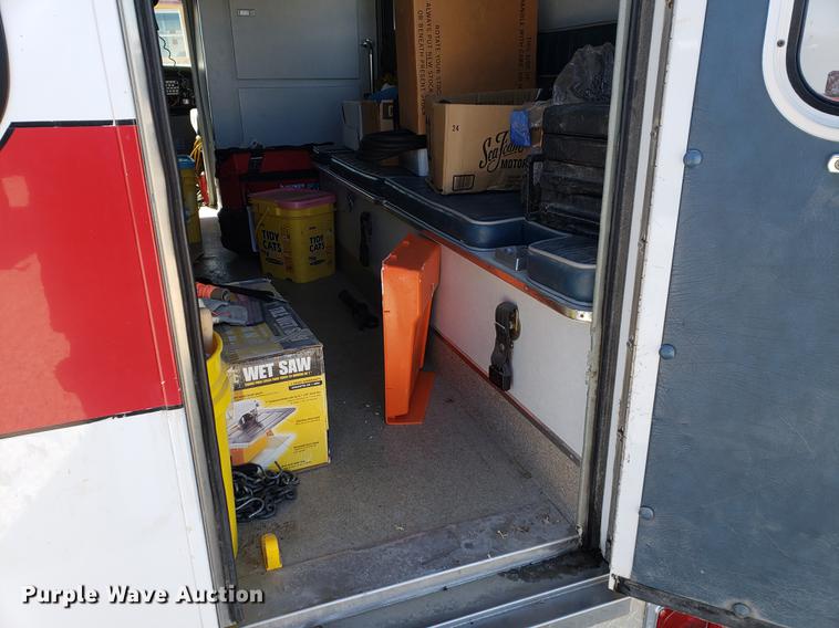 image for item EF9954 1991 Ford Econoline E350 ambulance