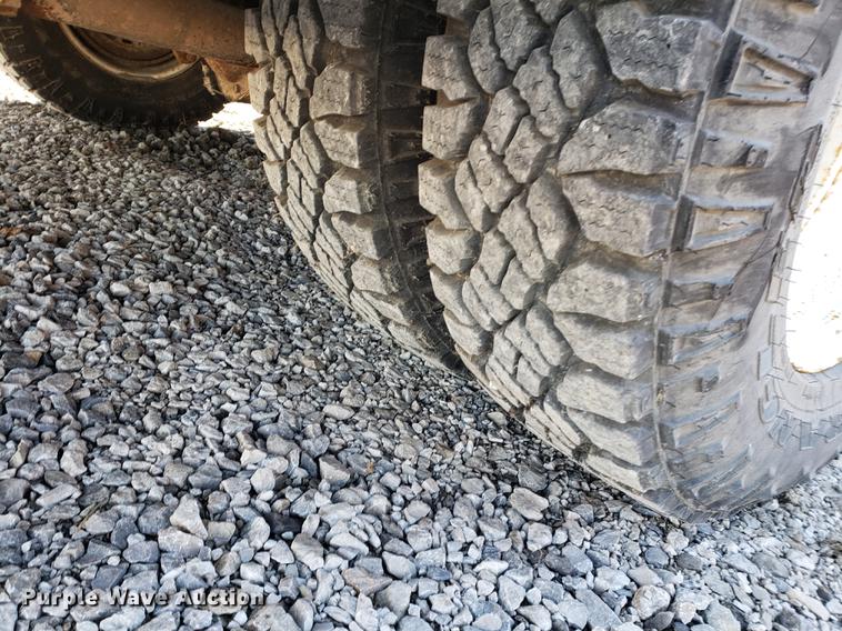 image for item EF9954 1991 Ford Econoline E350 ambulance