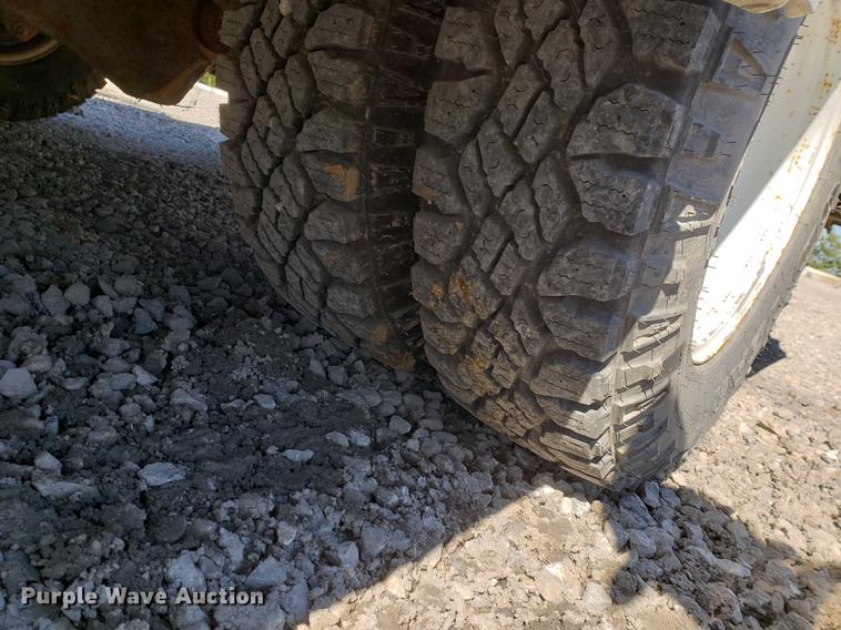 image for item EF9954 1991 Ford Econoline E350 ambulance