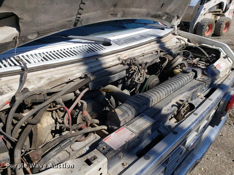 image for item EF9954 1991 Ford Econoline E350 ambulance