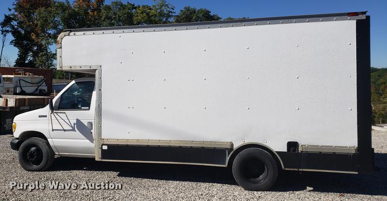image for item EF9955 1994 Ford Econoline E350 box truck