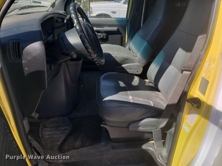 image for item EF9955 1994 Ford Econoline E350 box truck