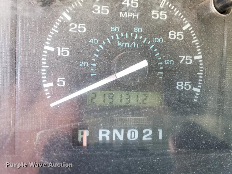 image for item EF9955 1994 Ford Econoline E350 box truck