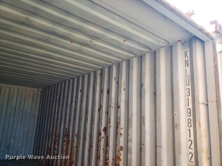 image for item EF9968 Conex container